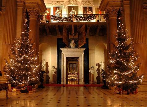 Christmas palace - Here is a list of 16 Things to Do in Miami During Christmas. 1. Miami City Ballet’s production of George Balanchine’s The Nutcracker. 2. Tree Lighting Ceremony & Events at the Shops at Merrick Park. 3. New World Symphony's Sounds of the Season - with Wallcast. 4. Madeline's Christmas - Actors' Playhouse.